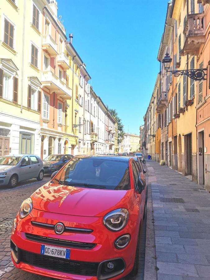 Parma Borgo Antico I I I Free Privat Parking Apartment Exterior photo