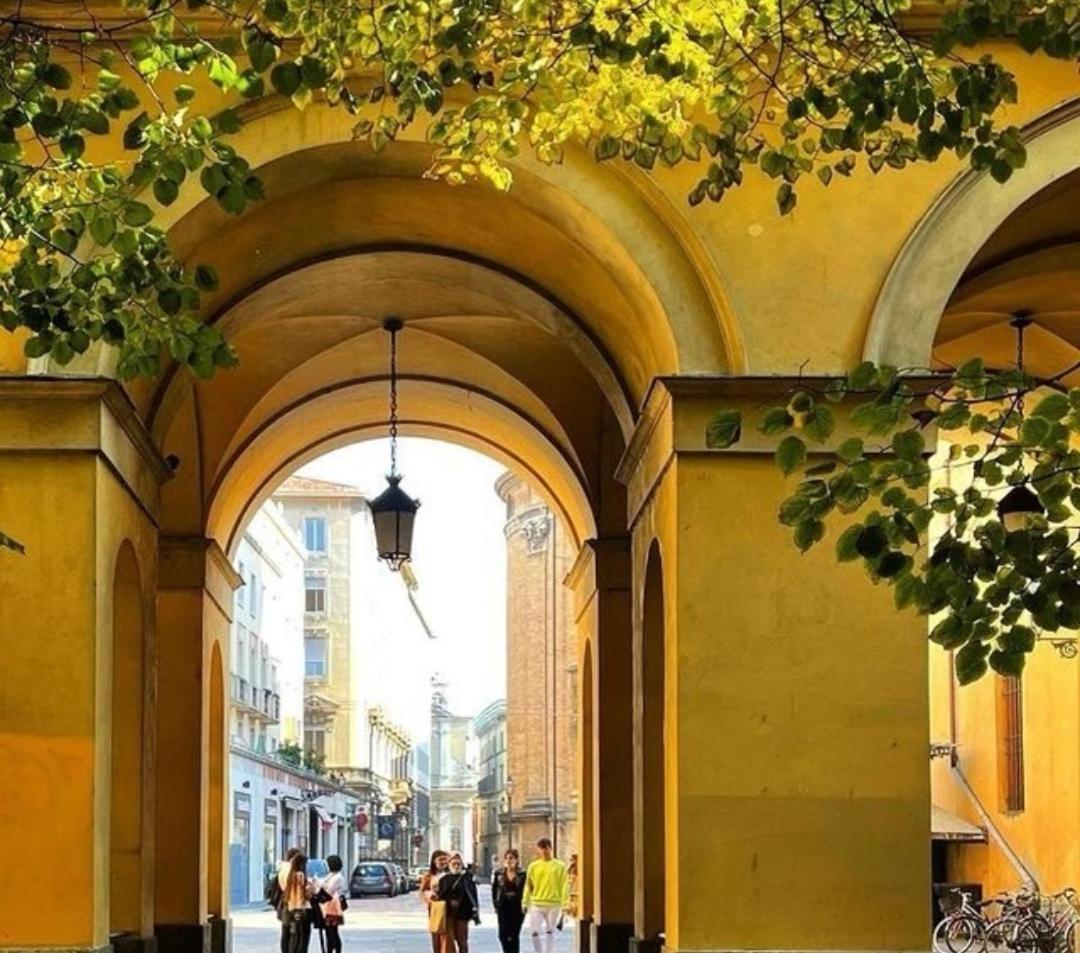 Parma Borgo Antico I I I Free Privat Parking Apartment Room photo
